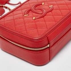 Pre Owned Chanel Red Quilted Caviar Leather Medium CC Filigree Vanity Case Bag
