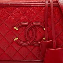 Pre Owned Chanel Red Quilted Caviar Leather Medium CC Filigree Vanity Case Bag