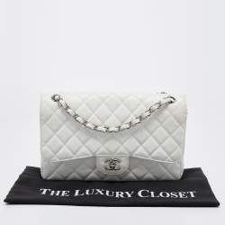 Pre Owned Chanel White Quilted Caviar Leather Jumbo Classic Double Flap Bag