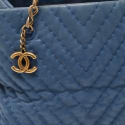 Chanel Blue Chevron Iridescent Leather Large Surpique Tote