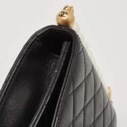 Pre Owned Chanel Black Quilted Leather Chic Pearls Flap Bag