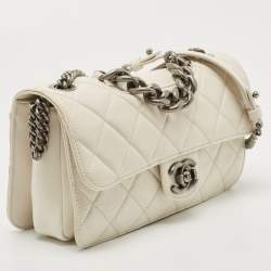 Pre Owned Chanel Off White Quilted Leather Medium Perfect Edge Flap Bag