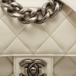 Pre Owned Chanel Off White Quilted Leather Medium Perfect Edge Flap Bag