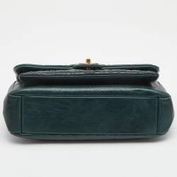 Pre Owned Chanel Green Quilted Leather and Python Urban Mix Flap Bag