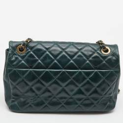 Pre Owned Chanel Green Quilted Leather and Python Urban Mix Flap Bag