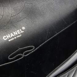 Pre Owned Chanel Black Chevron Quilted Caviar Leather Jumbo Classic Double Flap Bag