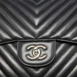 Pre Owned Chanel Black Chevron Quilted Caviar Leather Jumbo Classic Double Flap Bag
