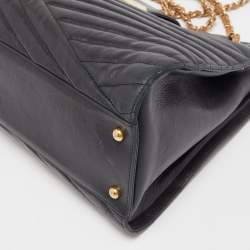 Pre Owned Chanel Black/Beige Chevron Leather Large Gabrielle Accordion Tote