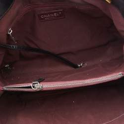 Pre Owned Chanel Black Quilted Aged Leather CC Chain Tote