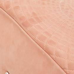 Pre Owned Chanel Light Pink Quilted Iridescent Leather Large Sea Hit Tote