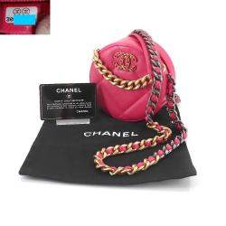 Pre Owned Chanel Pink Quilted Leather Chanel 19 Round Clutch Bag 