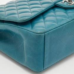 Pre Owned Chanel Green Quilted Leather Maxi Classic Double Flap Bag