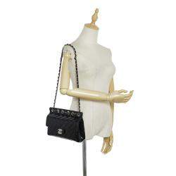 Pre Owned Chanel Black Medium Patent Chain-Through Flap Bag