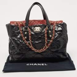 Pre Owned Chanel Black/Red Quilted Glazed Leather Large Portobello Tote