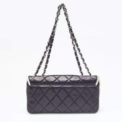 مملوكة مسبقًا Chanel Black Quilted Leather Divine Medium Flap Bag