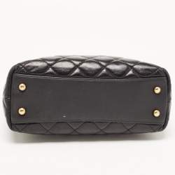 Pre Owned Chanel Black Quilted Leather Gold Bar Top Handle Bag