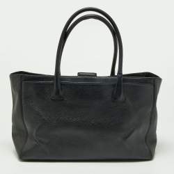 Pre Owned Chanel Black Leather Cerf Shopper Tote