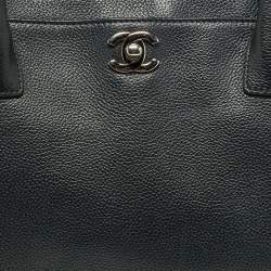 Pre Owned Chanel Black Leather Cerf Shopper Tote