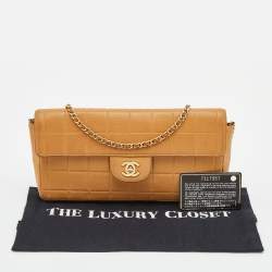 Pre Owned Chanel Beige Chocolate Bar Quilted Leather East West Flap Bag