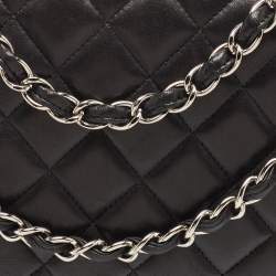 Pre Owned Chanel Black Quilted Lambskin Leather Maxi Classic Double Flap Bag