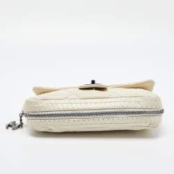 Pre Owned Chanel Cream Quilted Leather Ultimate Stitch Flap Bag