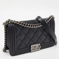 Pre Owned Chanel Black Quilted Leather Medium Double Stitch Boy Flap Bag
