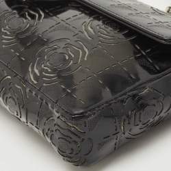 مملوكة مسبقًا Chanel Black Patent Leather Camellia Laser Cut East West Flap Bag