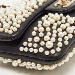 Pre Owned Chanel Black Lambskin Leather Pearly Flap Bag