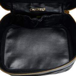Pre Owned Chanel Black Leather CC Vanity Case Clutch Bag