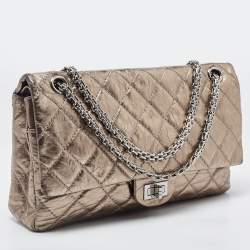 Pre Owned Chanel Metallic Quilted Aged Leather Reissue 2.55 Classic 226 Flap Bag