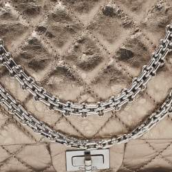 Pre Owned Chanel Metallic Quilted Aged Leather Reissue 2.55 Classic 226 Flap Bag