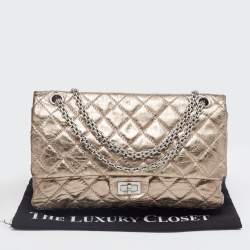 Pre Owned Chanel Metallic Quilted Aged Leather Reissue 2.55 Classic 226 Flap Bag