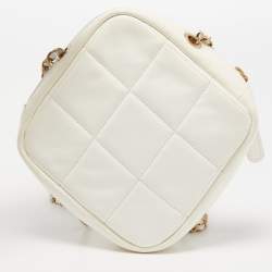 Chanel White Quilted Leather Diamond Bag