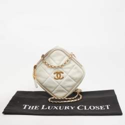 Chanel White Quilted Leather Diamond Bag