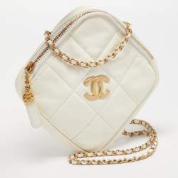 Chanel White Quilted Leather Diamond Bag