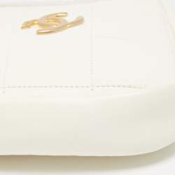 Chanel White Quilted Leather Diamond Bag