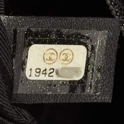 Pre Owned Chanel Black Quilted Patent Leather New Medium Boy Flap Bag