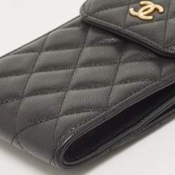 Pre Owned Chanel Black Quilted Caviar Leather CC Medallion Chain Phone Crossbody Bag