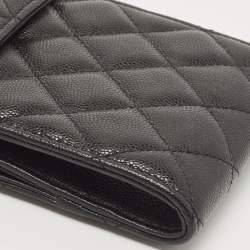 Pre Owned Chanel Black Quilted Caviar Leather CC Medallion Chain Phone Crossbody Bag