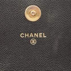 Pre Owned Chanel Black Quilted Caviar Leather CC Medallion Chain Phone Crossbody Bag
