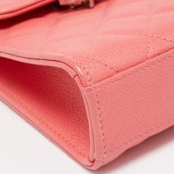 Pre Owned Chanel Coral Pink Quilted Caviar Leather CC Phone Flap Crossbody Bag