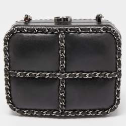 Pre Owned Chanel Black Leather Chain Me Box Chain Clutch