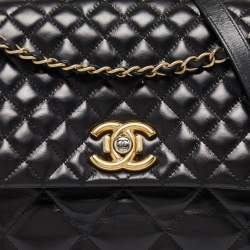 مملوكة مسبقًا Chanel Black Quilted Leather Daily Walk Flap Bag