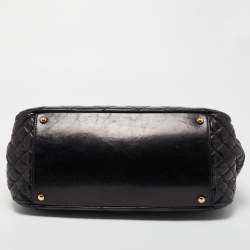 مملوكة مسبقًا Chanel Black Quilted Leather Daily Walk Flap Bag