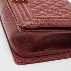 Pre Owned Chanel Maroon Quilted Caviar Leather Medium Boy Flap Bag