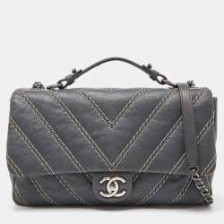 Pre Owned Chanel Grey Chevron Stitched Leather CC Top Handle Flap Bag