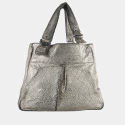 Pre Owned Chanel Metallic Grey Quilted Leather CC Le Marais Tote Bag
