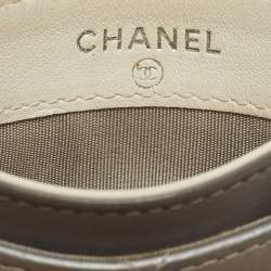 Pre Owned Chanel Silver/Pink Quilted Leather CC Classic Card Holder