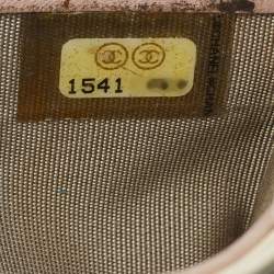 Pre Owned Chanel Silver/Pink Quilted Leather CC Classic Card Holder