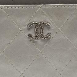 Pre Owned Chanel Silver/Pink Quilted Leather CC Classic Card Holder